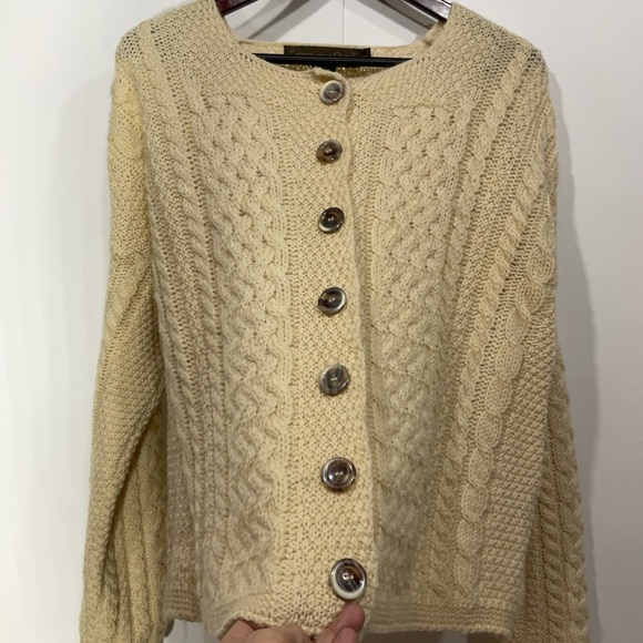 Inis Crafts Cardigan Sweater 100% Wool Button-Up Size Large - Picture 3 of 8